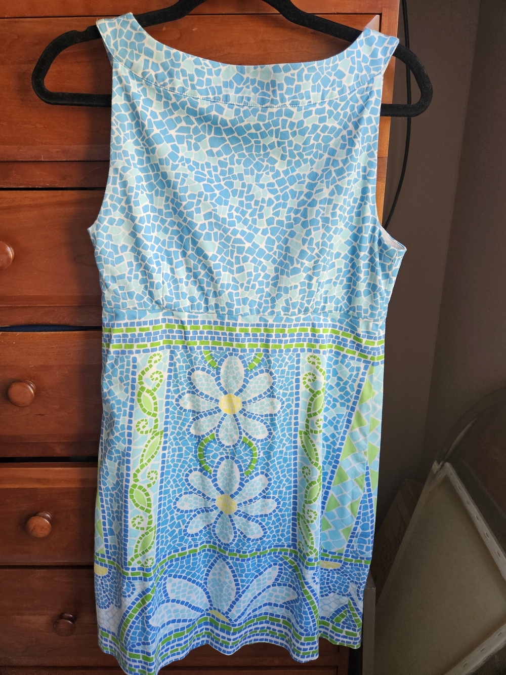 Lilly Pulitzer Blue and Green Mosaic Daisy Sheath Dress - Picture 2 of 3